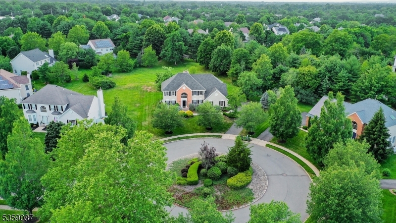 Property Photo: 15 Regents Ct NJ 08502