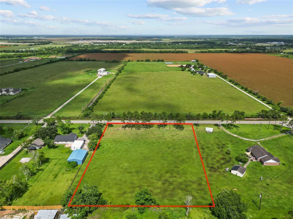 Property Photo:  0000 County Road 65  TX 77583 