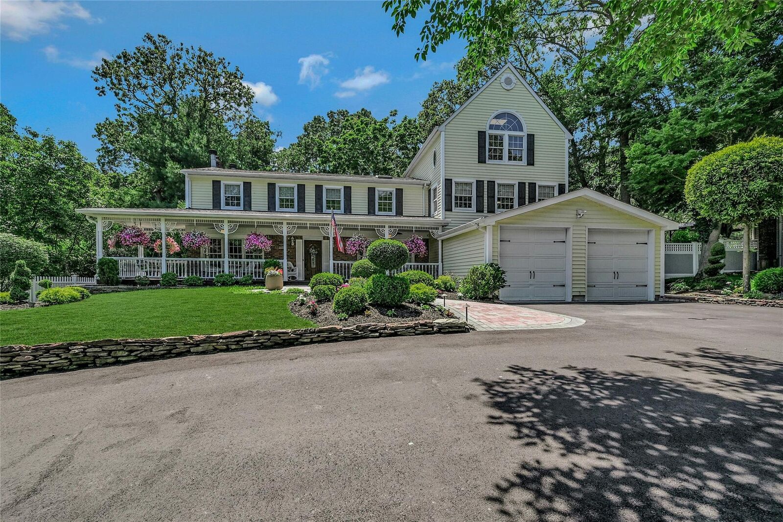 Property Photo:  712 Brewster Drive  NY 11777 