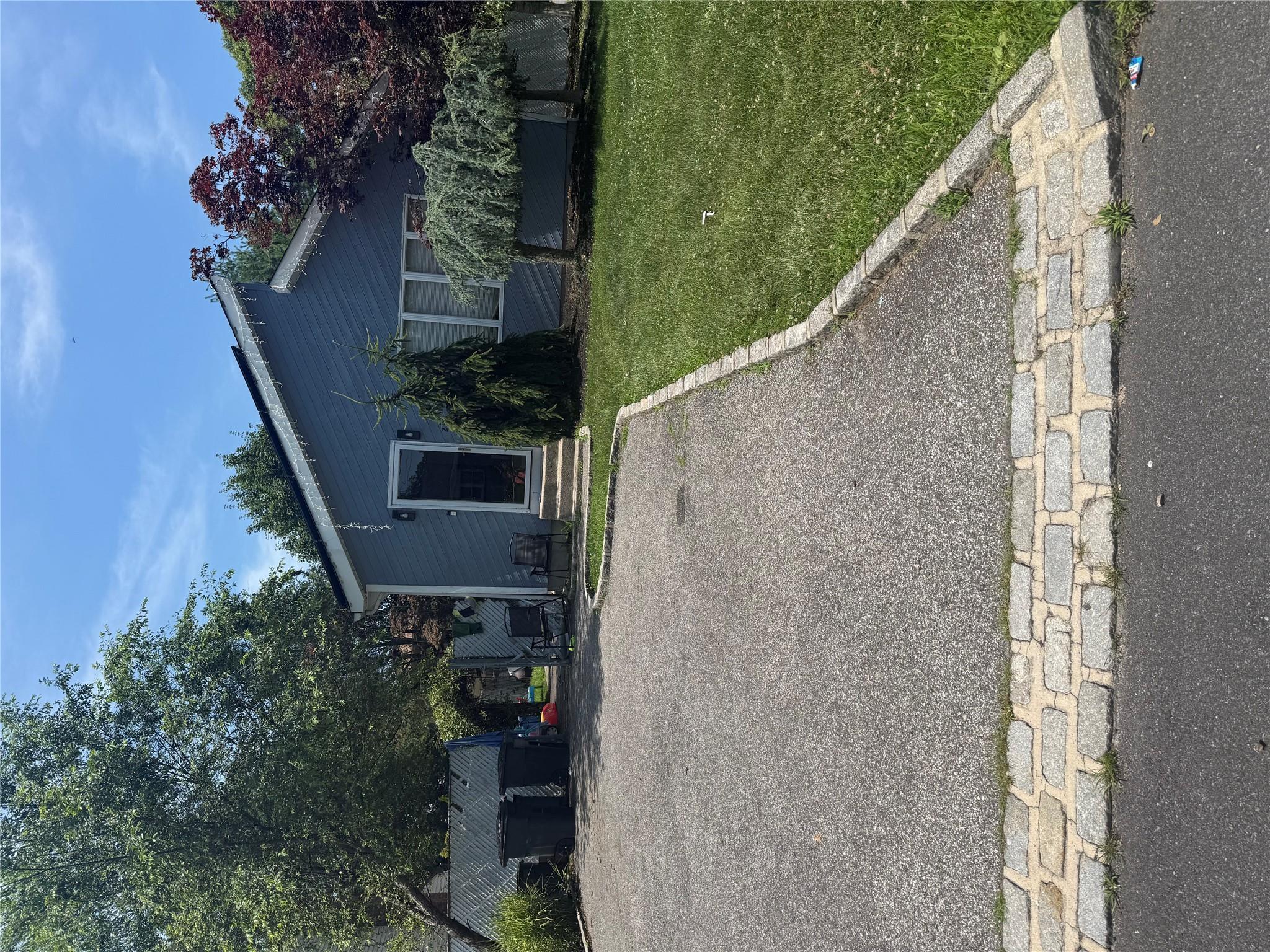 268 Haven Avenue  Ronkonkoma NY 11779 photo