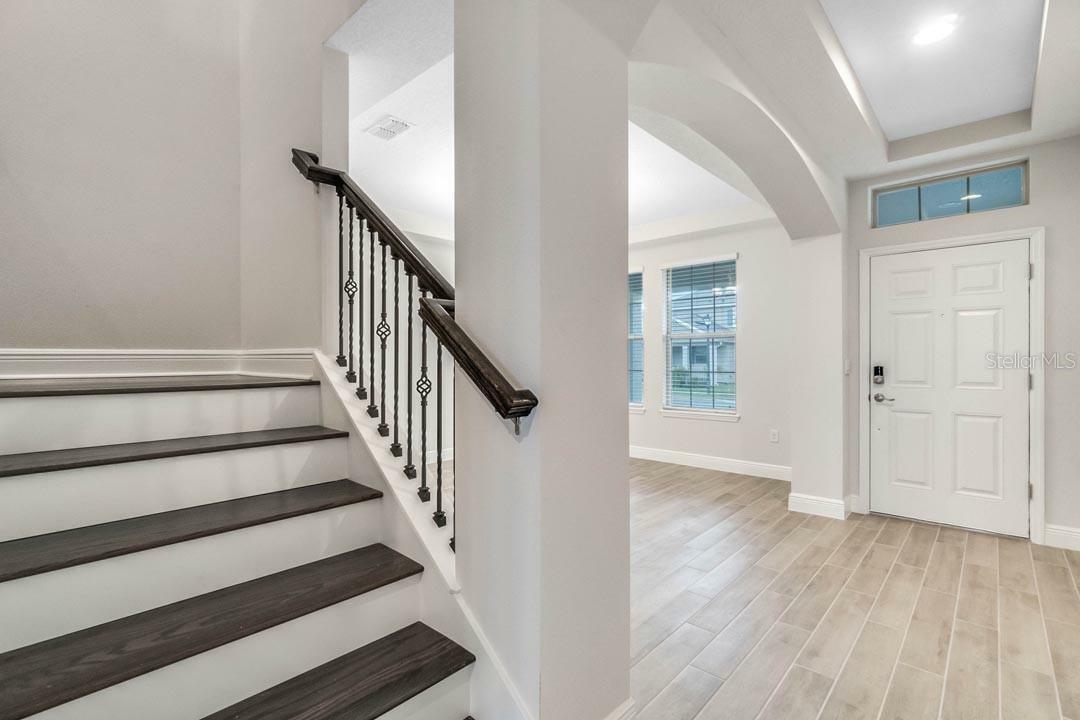 Property Photo: 16146 Point Rock Drive FL 34787