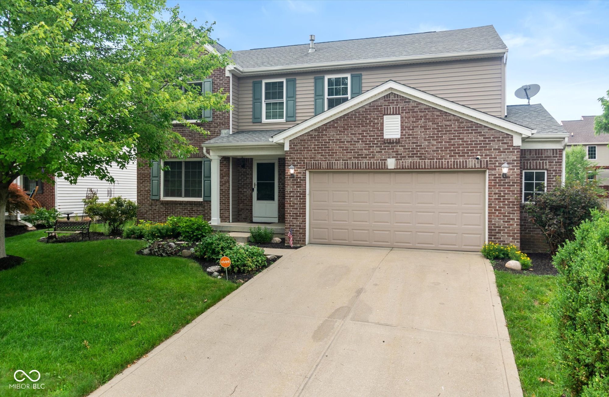 Property Photo: 14446 Chapelwood Lane IN 46037