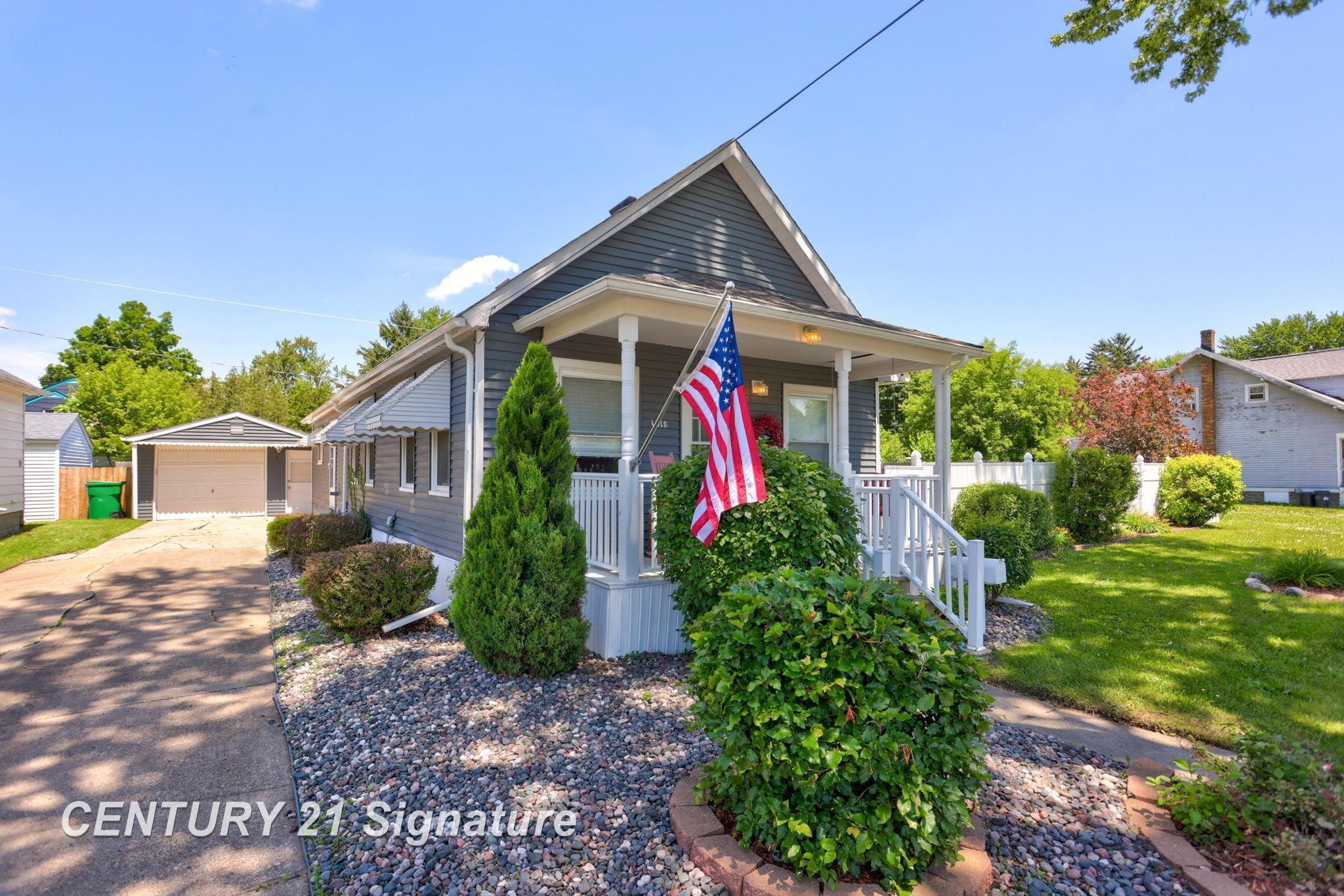 Property Photo: 1618 Division Street MI 48602