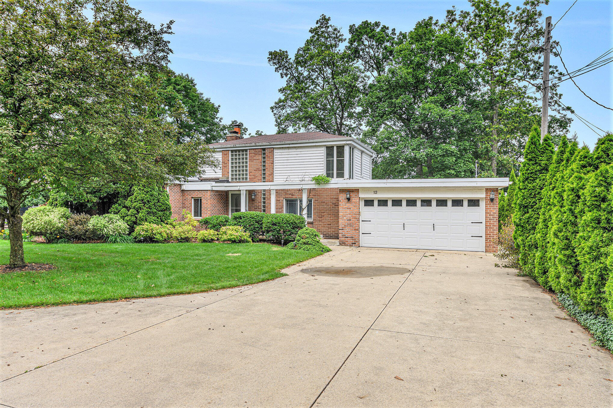 Property Photo: 12 Hiawatha Drive MI 49015