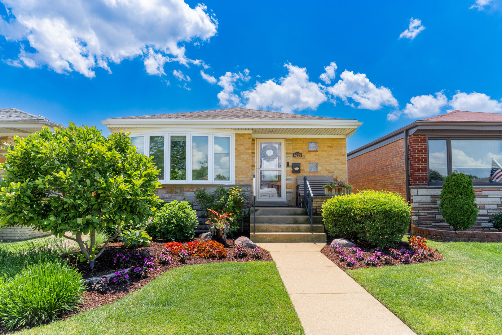 6223 W 59th Street  Chicago IL 60638 photo