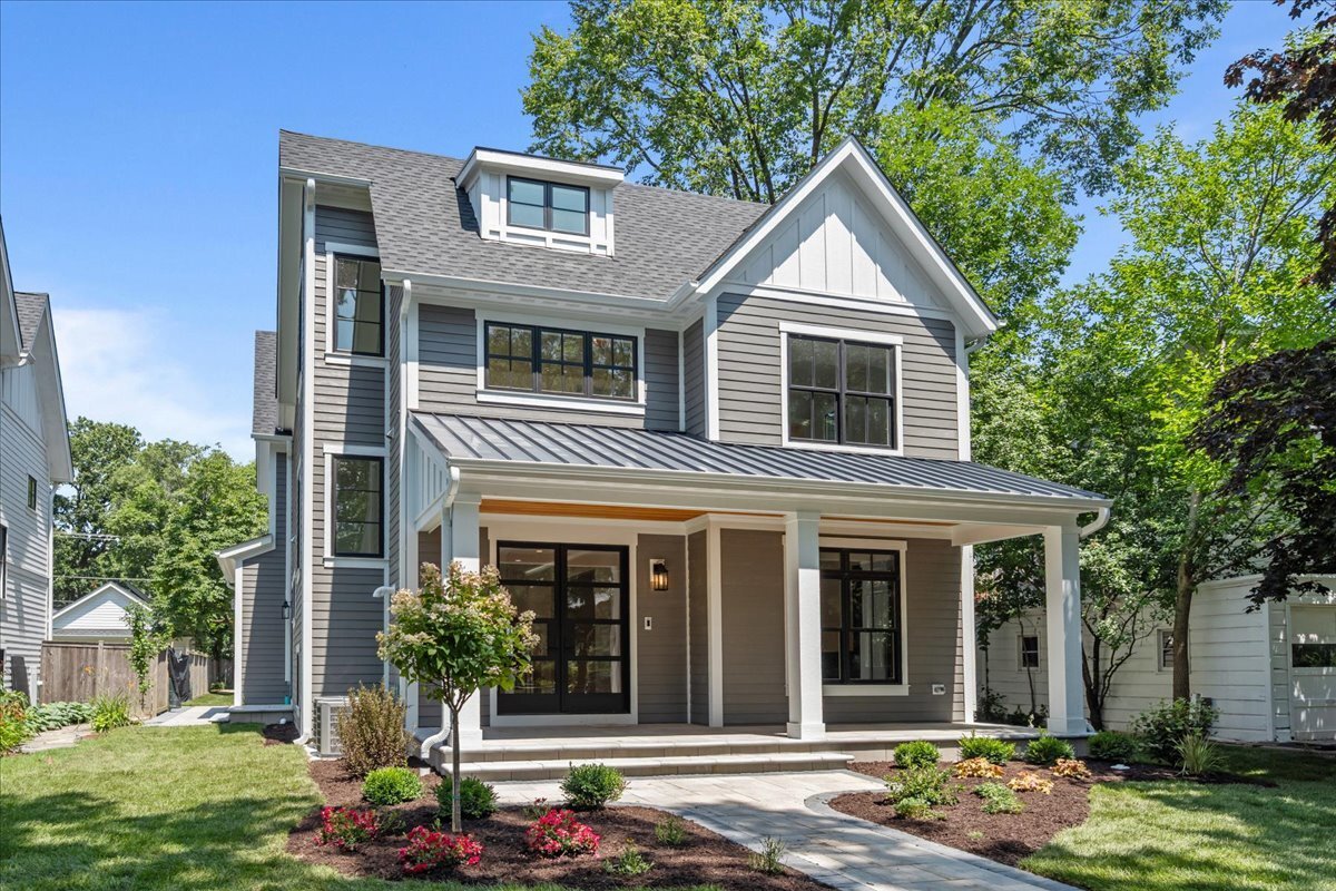 Property Photo: 1206 Isabella Street IL 60091