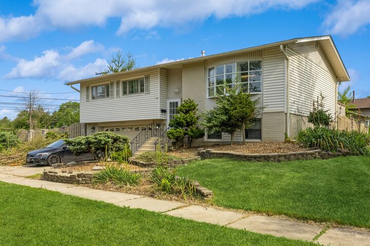 14772 Menard Avenue  Oak Forest IL 60452 photo