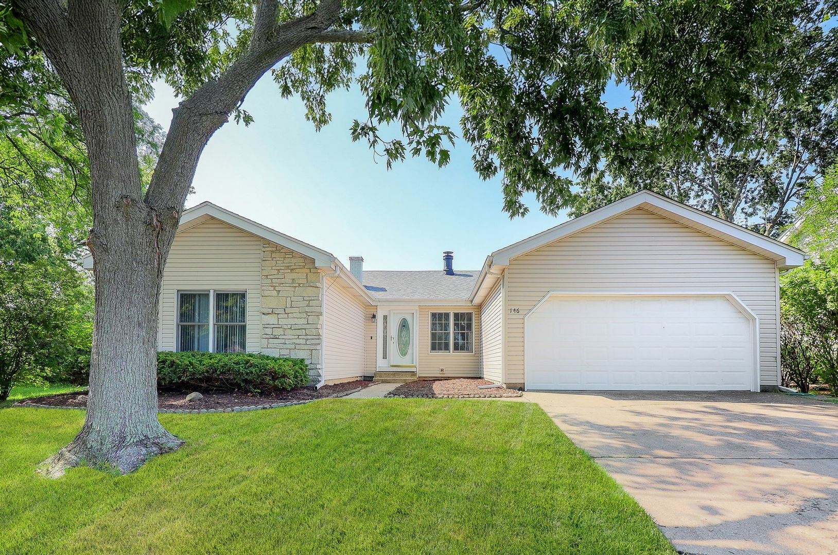 146 Cheyenne Court  Bolingbrook IL 60440 photo