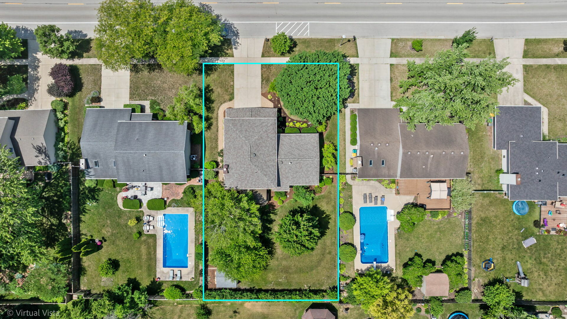 Property Photo: 506 S Raven Road IL 60404