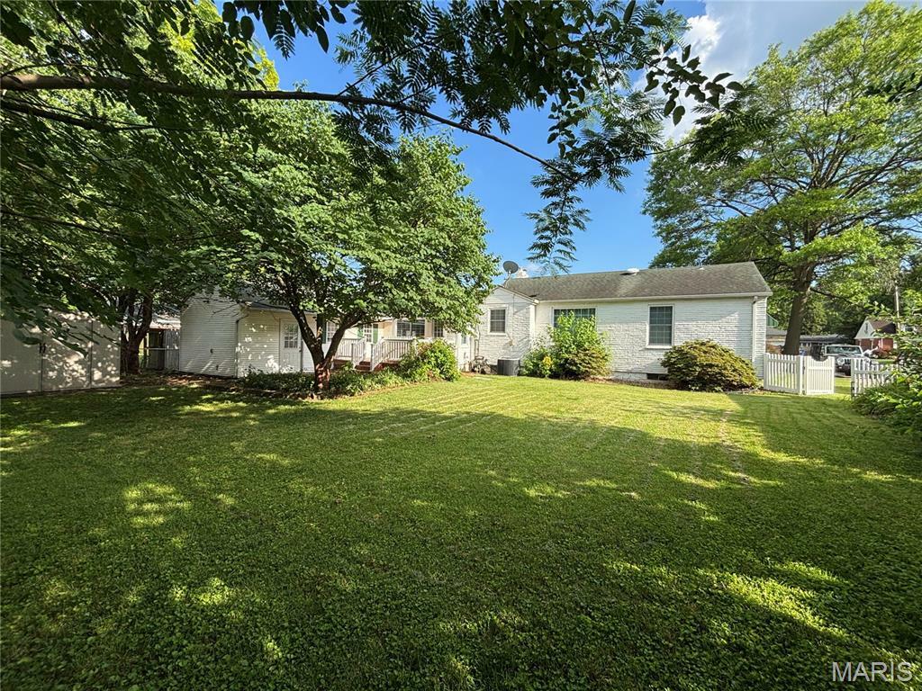 Property Photo: 2125 Richmond Avenue IL 62040