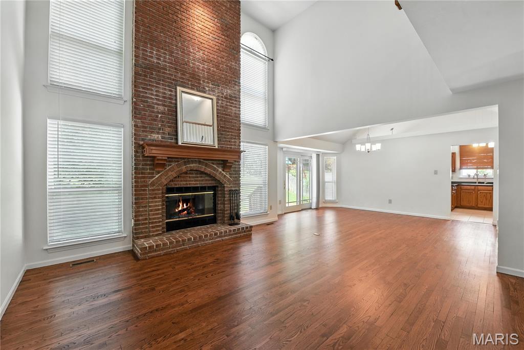 Property Photo: 1827 Pheasant Run Drive MO 63043