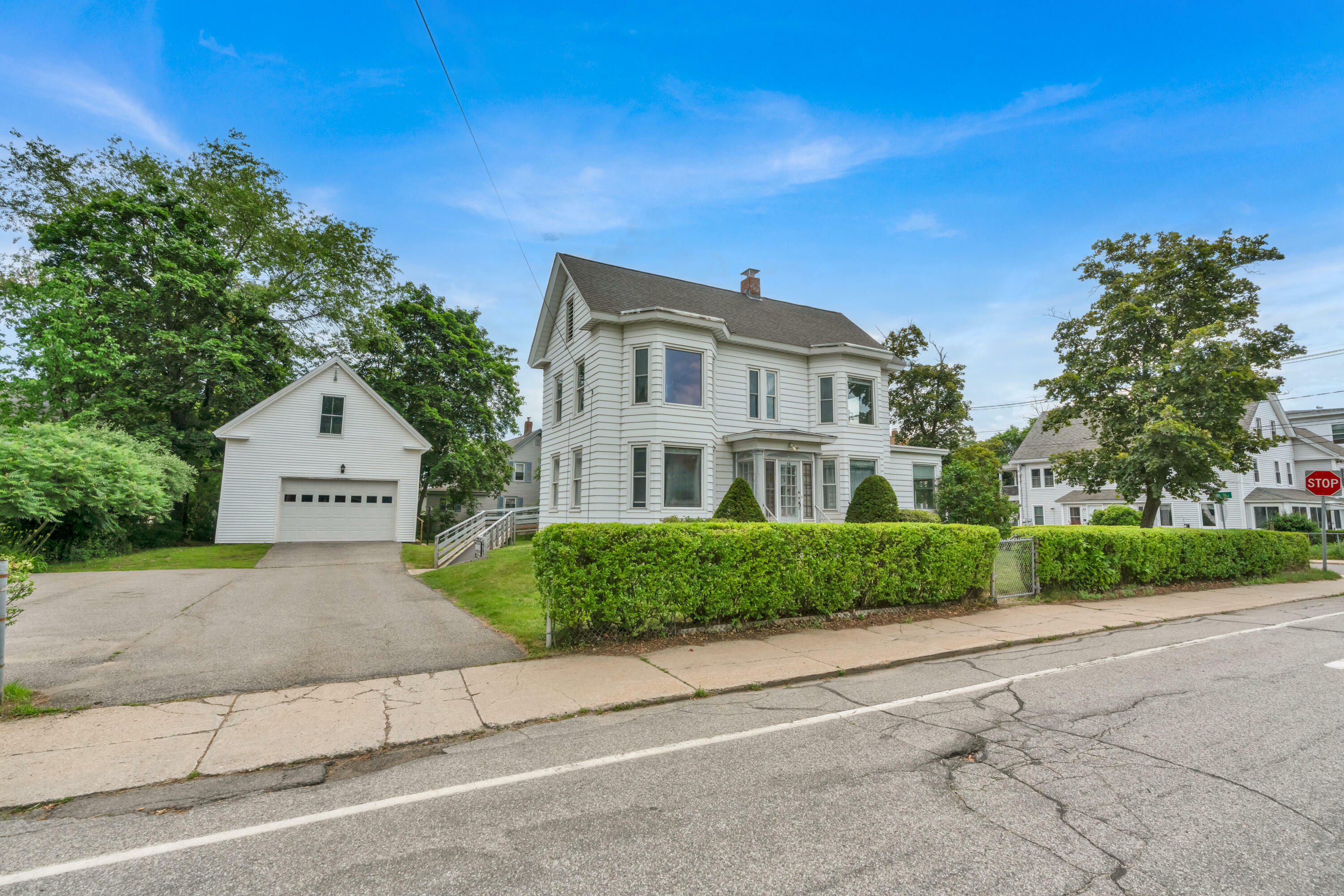 Property Photo: 40 School Street ME 04073