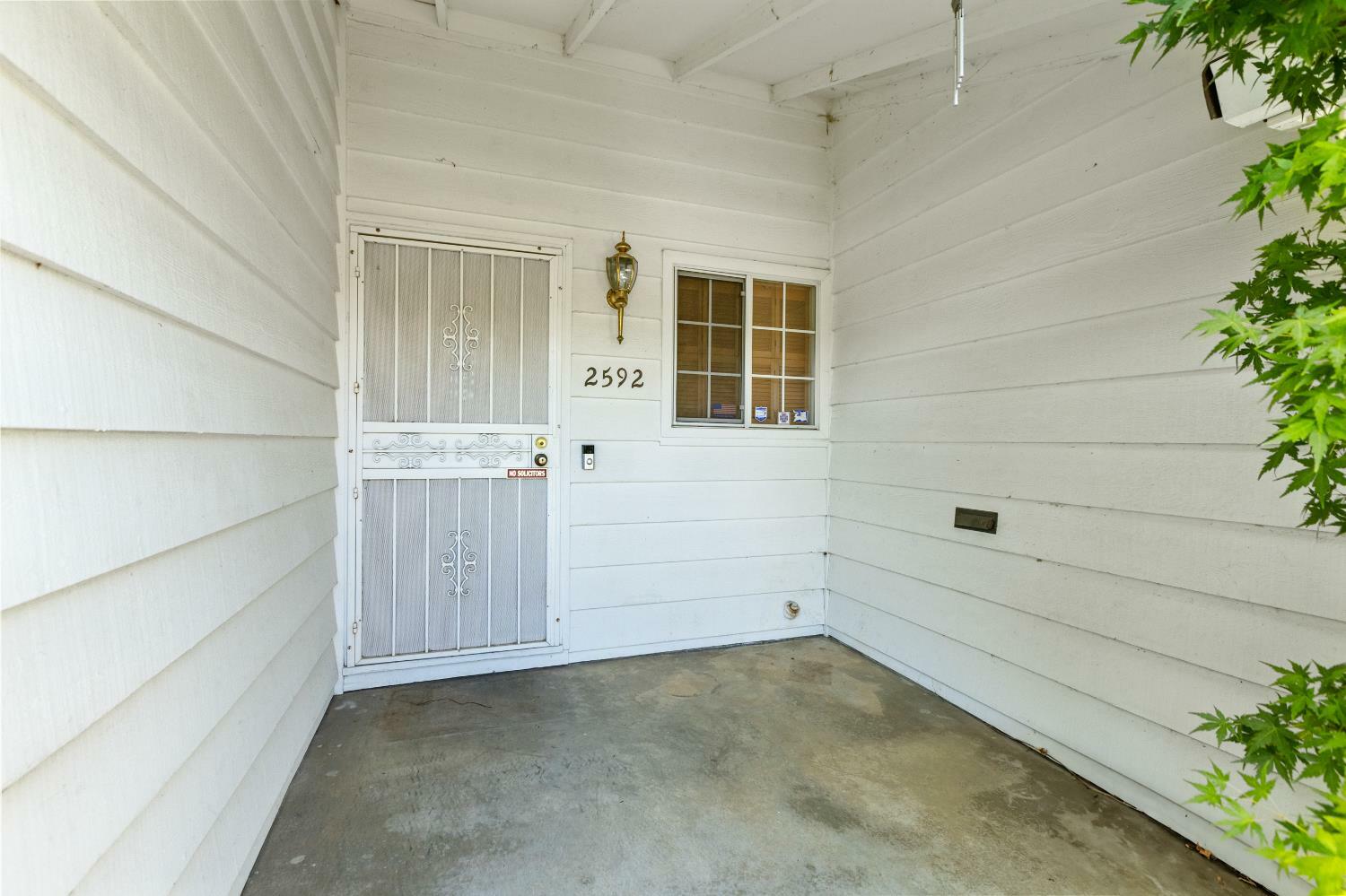 Property Photo: 2592 Fernandez Drive CA 95822