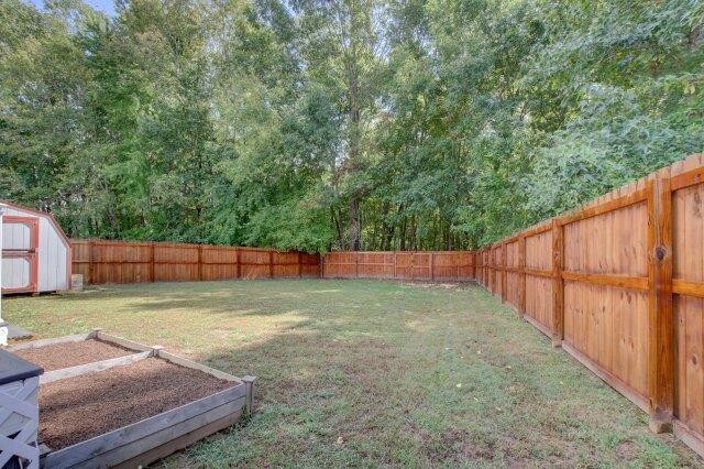 Property Photo:  421 Woodale Dr  TN 37042 