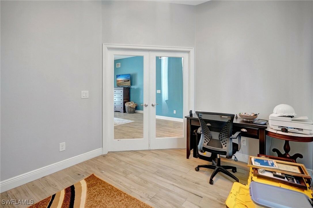 Property Photo:  1621 Savona Parkway W  FL 33914 