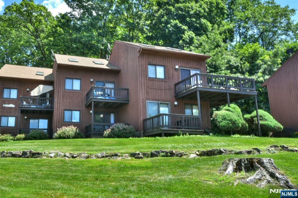 Property Photo: 3 Deer Valley Lane 8 NJ 07462