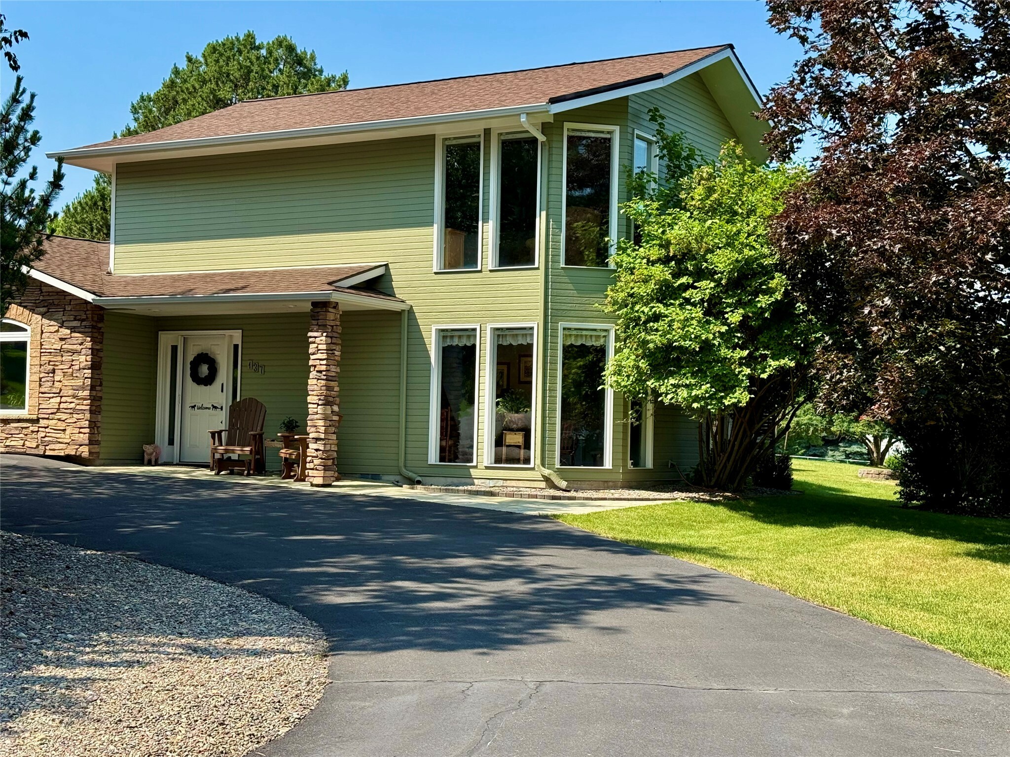 Property Photo: 137 Ridgeview Drive MT 59901