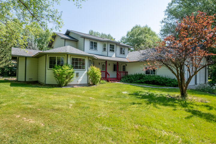 Property Photo: 17920 Tonka Lane MT 59834