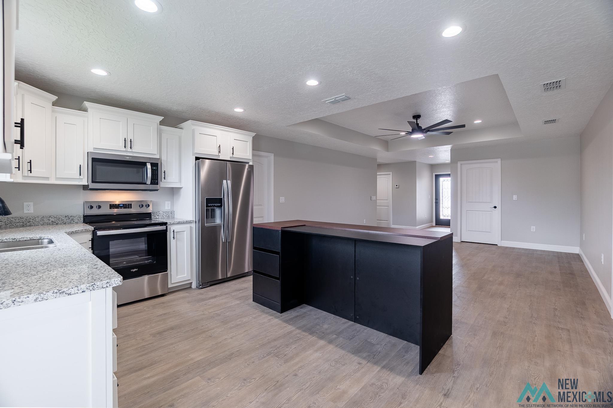 Property Photo: 220 Starlite Drive NM 88101