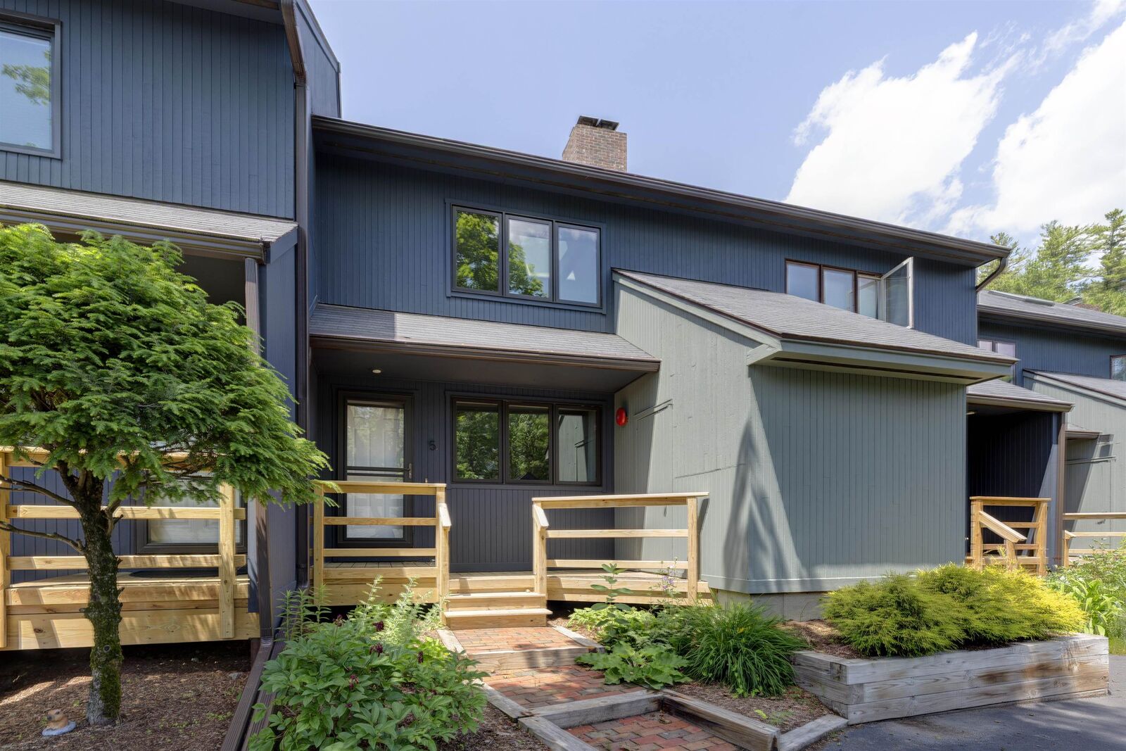 Property Photo:  5 College Hill  NH 03755 