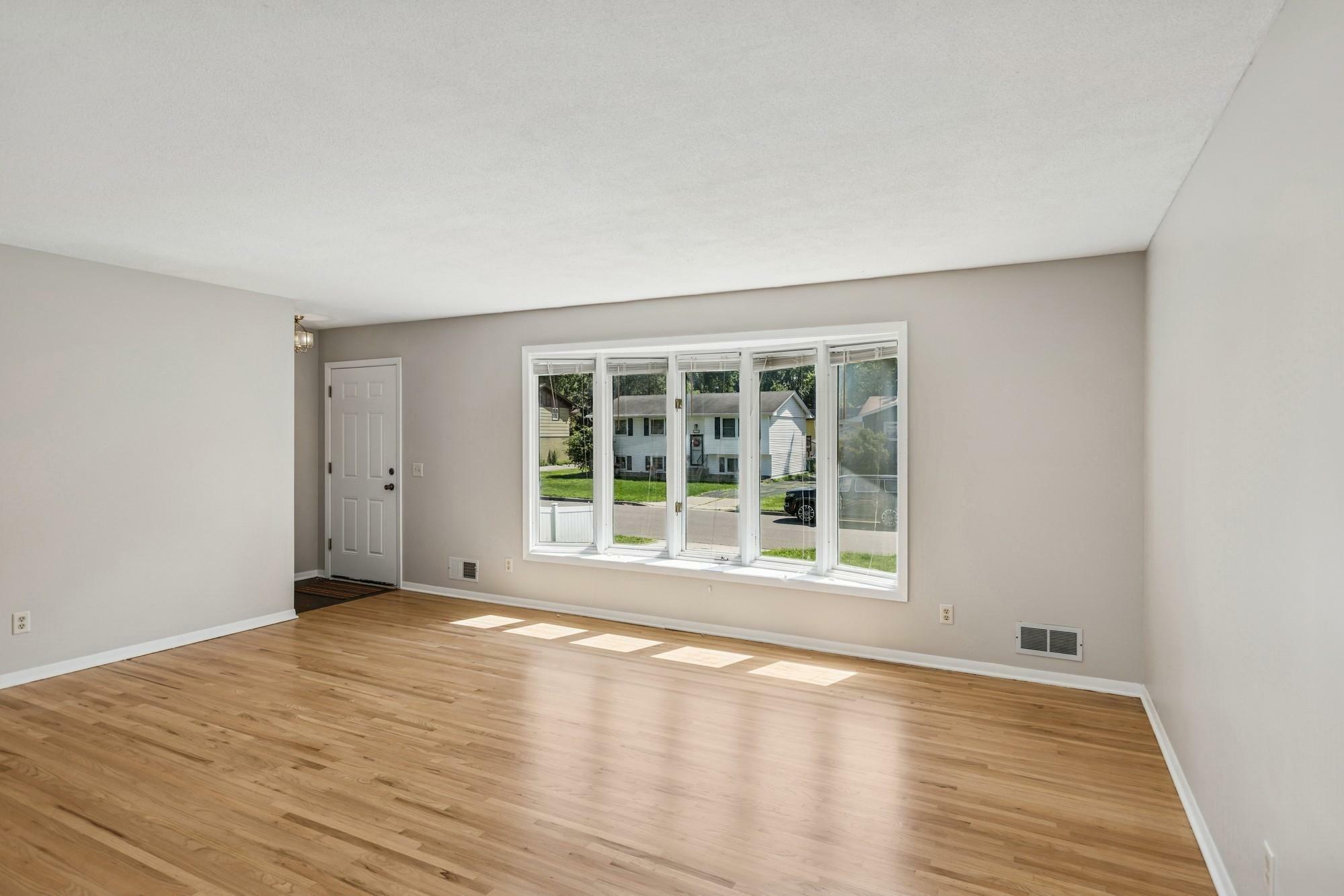 Property Photo: 3307 Adair Avenue N MN 55422