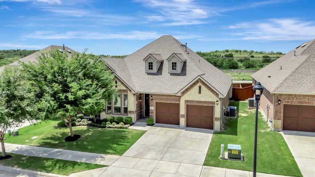 Property Photo: 15005 Teasley Avenue TX 76008