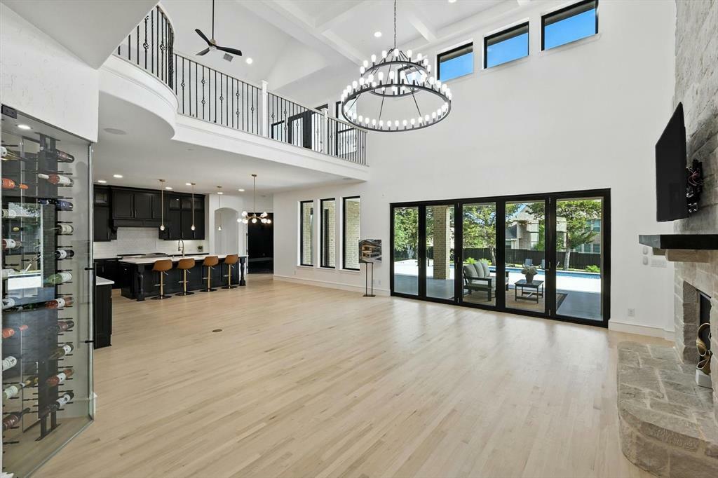 Photo de la propriété:  320 W Highland Street  TX 76092 