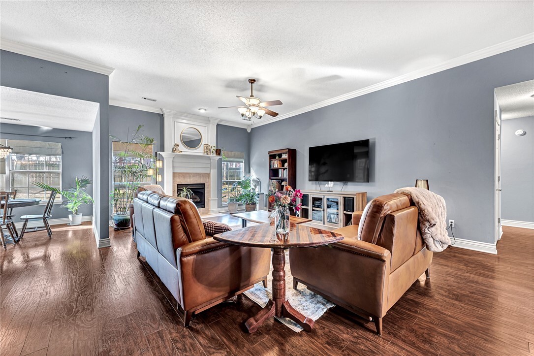 Property Photo: 3061 White Oak Place AR 72762