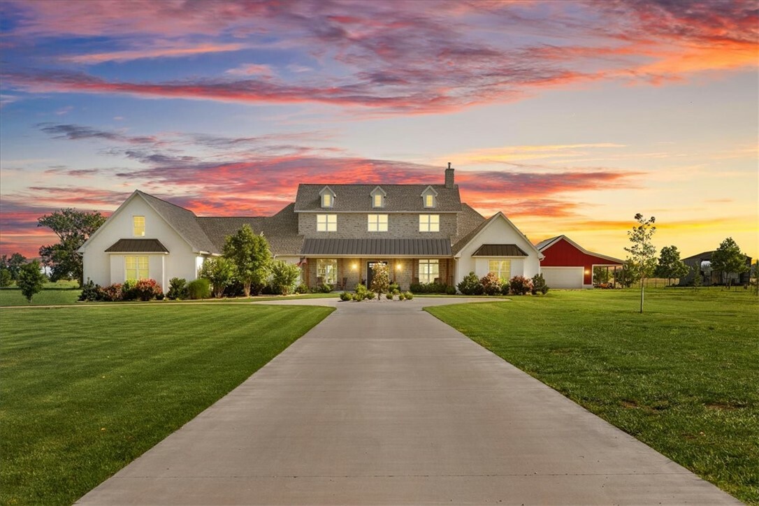 9826 Philpott Road  Bentonville AR 72713 photo