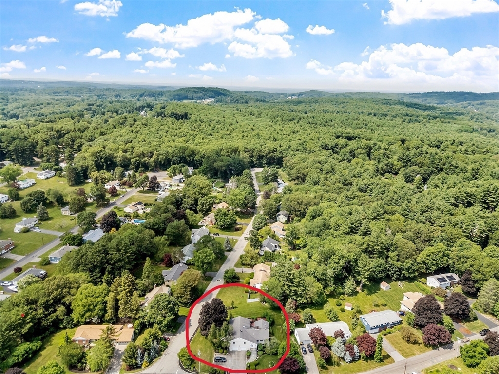 Property Photo: 6 Tally Ho Ln MA 01701