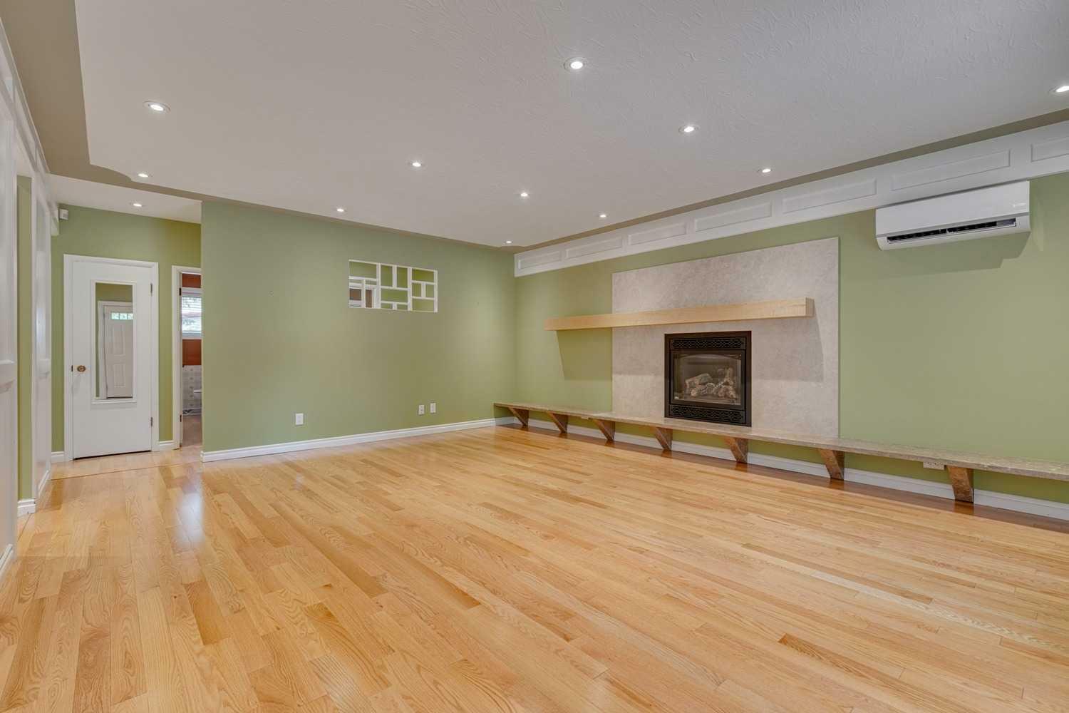 Property Photo: 1032 80 Avenue SW AB T2V 0V5