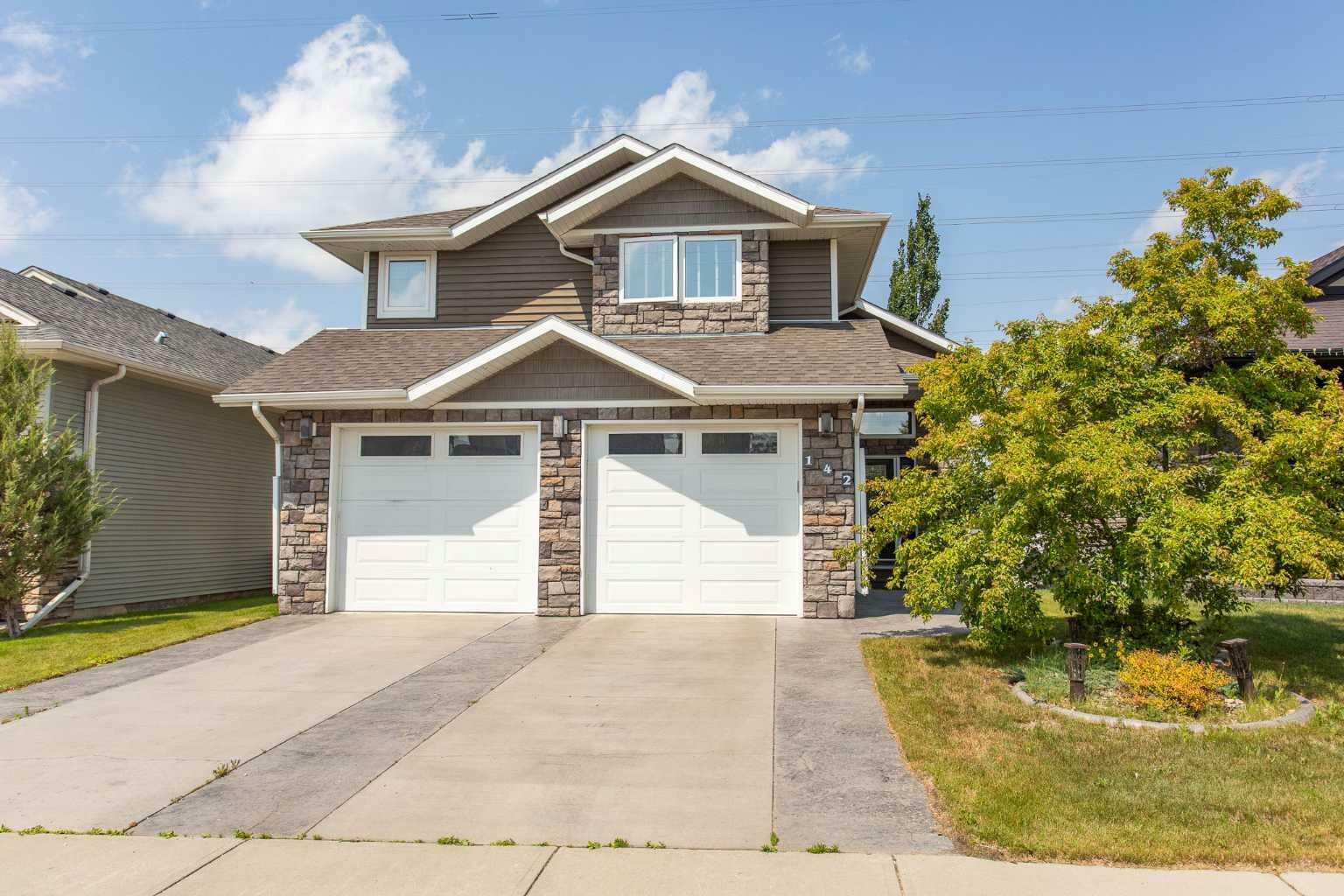 Property Photo: 142 Sutherland Close AB T4R 0L5