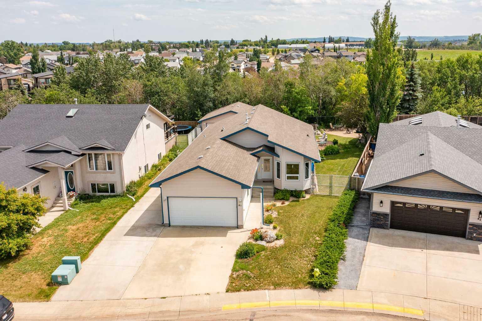 81 Laurel Close  Blackfalds AB T0M 0J0 photo