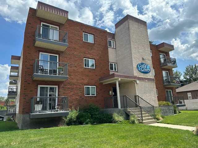 Property Photo: 4415 48 Avenue 204 AB T4N 3S4
