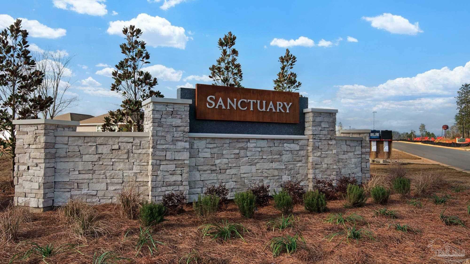 Property Photo: 2217 Kildeer St FL 32533