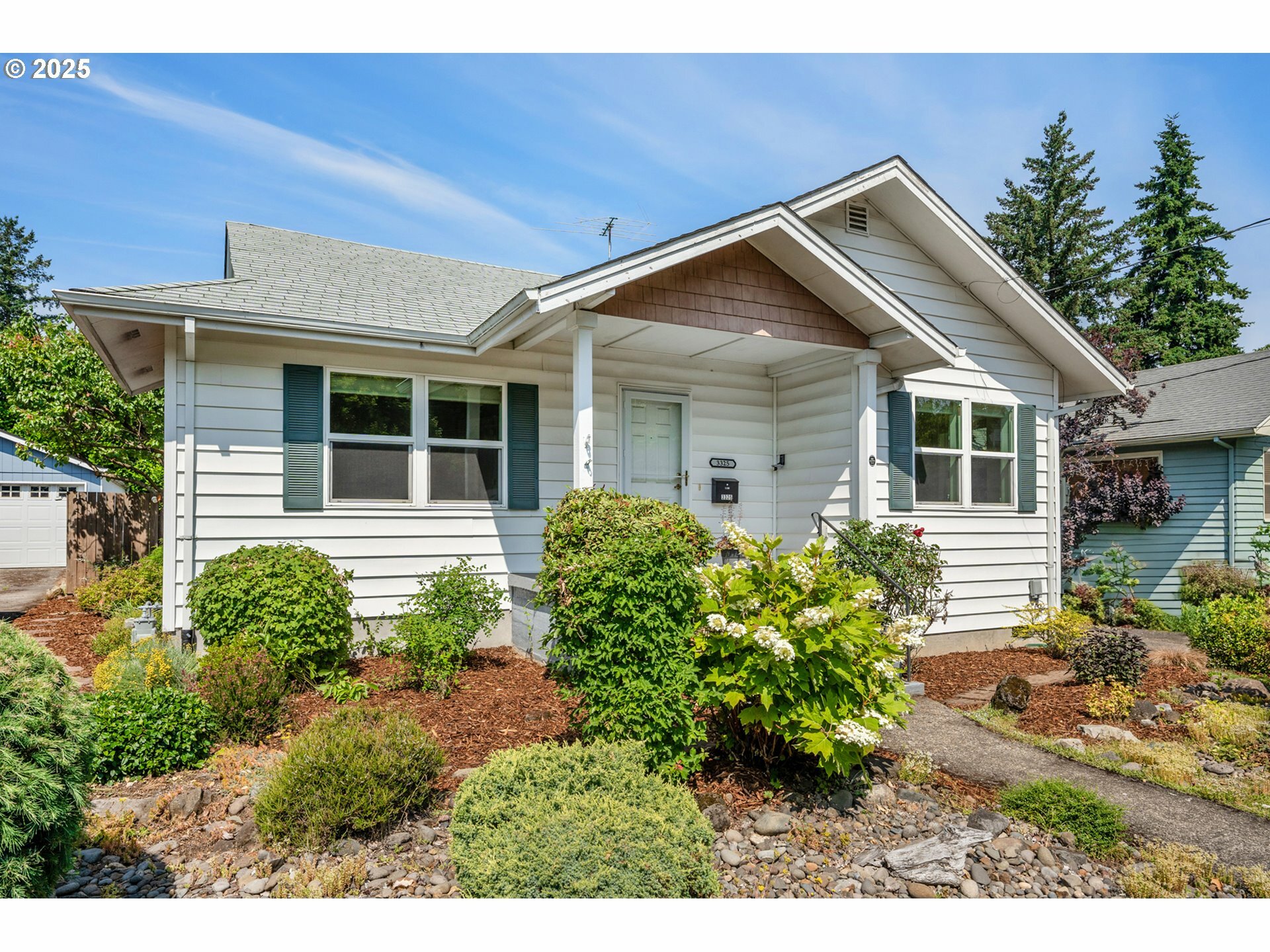3325 NE 56th Ave  Portland OR 97213 photo
