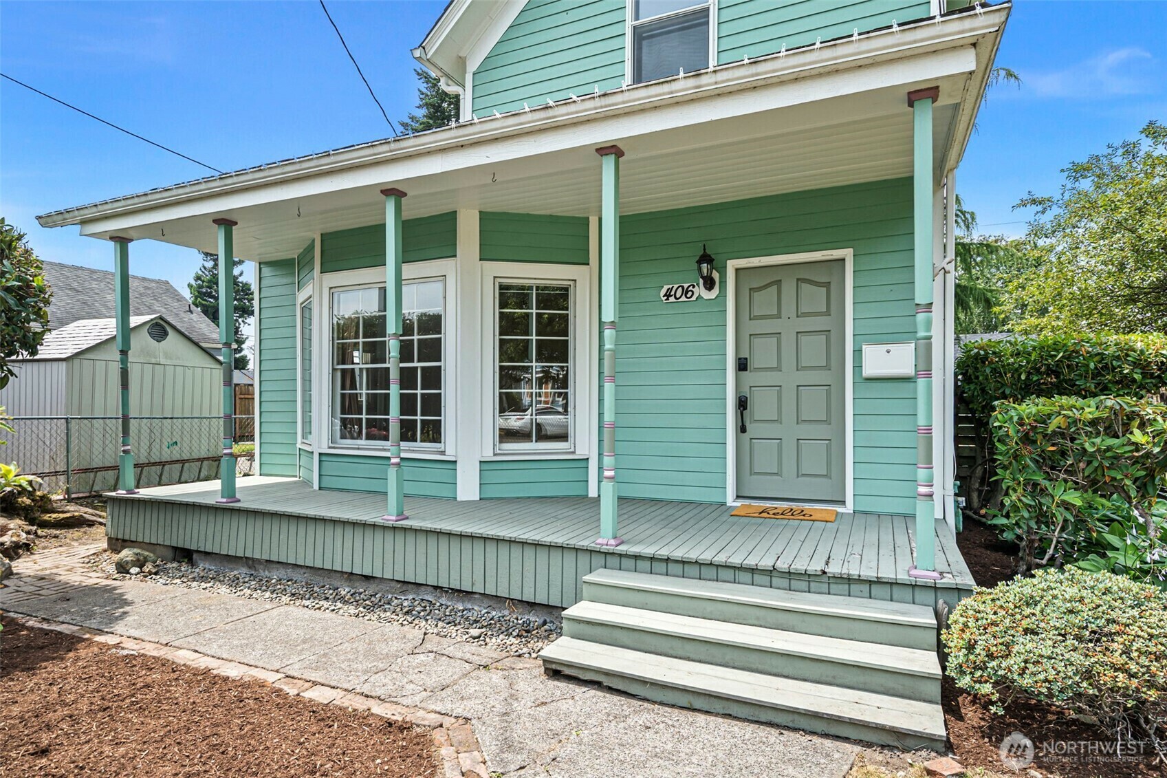 Property Photo: 406 4th Street NE WA 98372