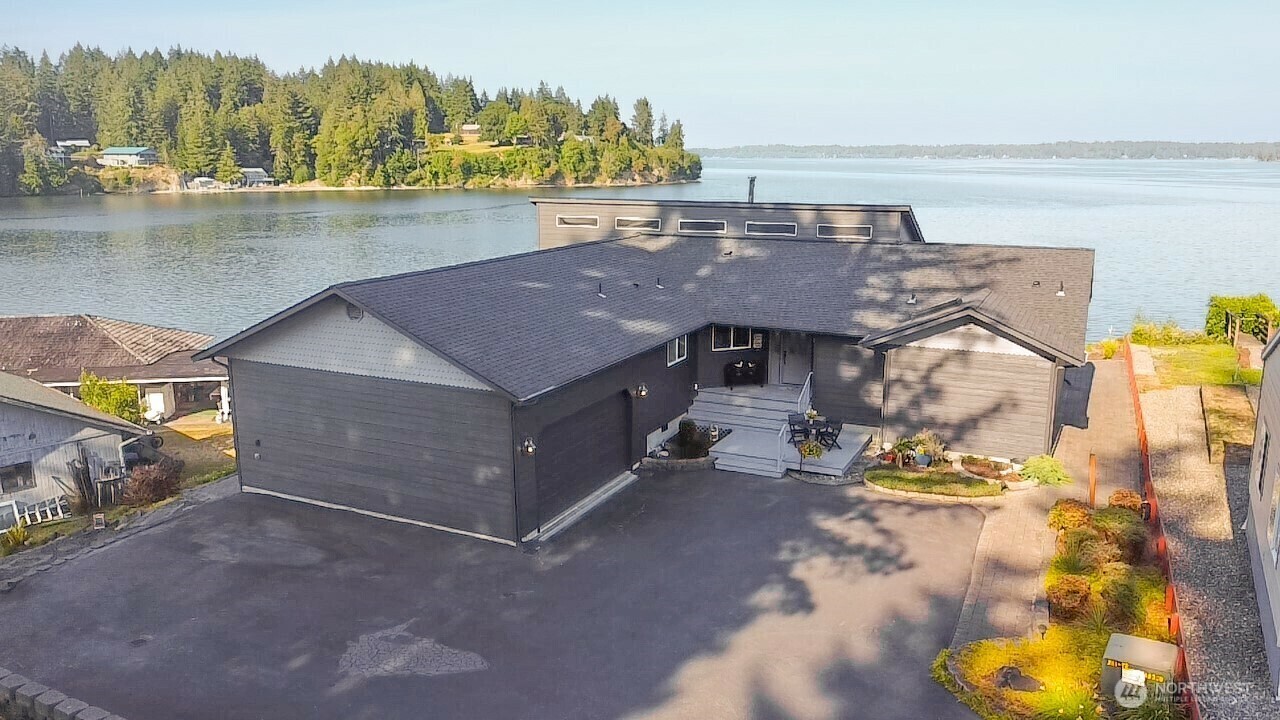 Property Photo:  4040 SE Kamilche Point Road  WA 98584 