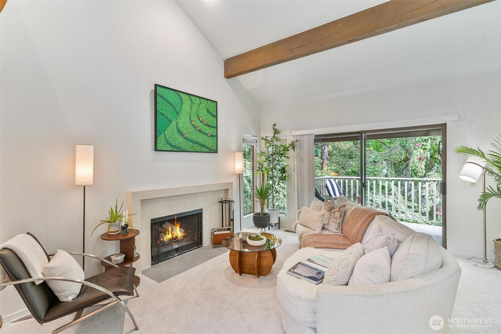 Property Photo: 3901 108th Avenue NE B301 WA 98004
