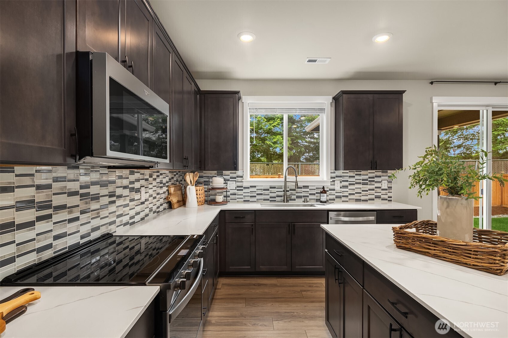 Property Photo:  11225 SE 245th Place  WA 98030 