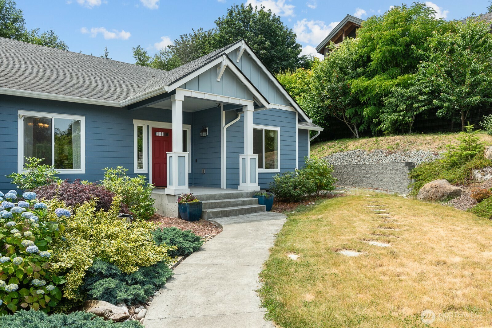 Property Photo: 1172 Matterhorn Loop WA 98282