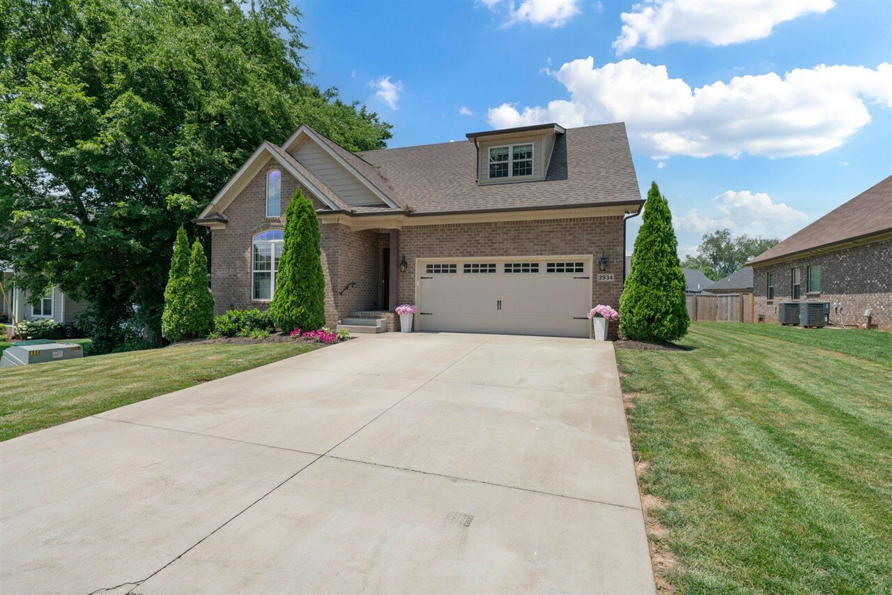 Property Photo: 2934 Pennyroyal Lane KY 42104