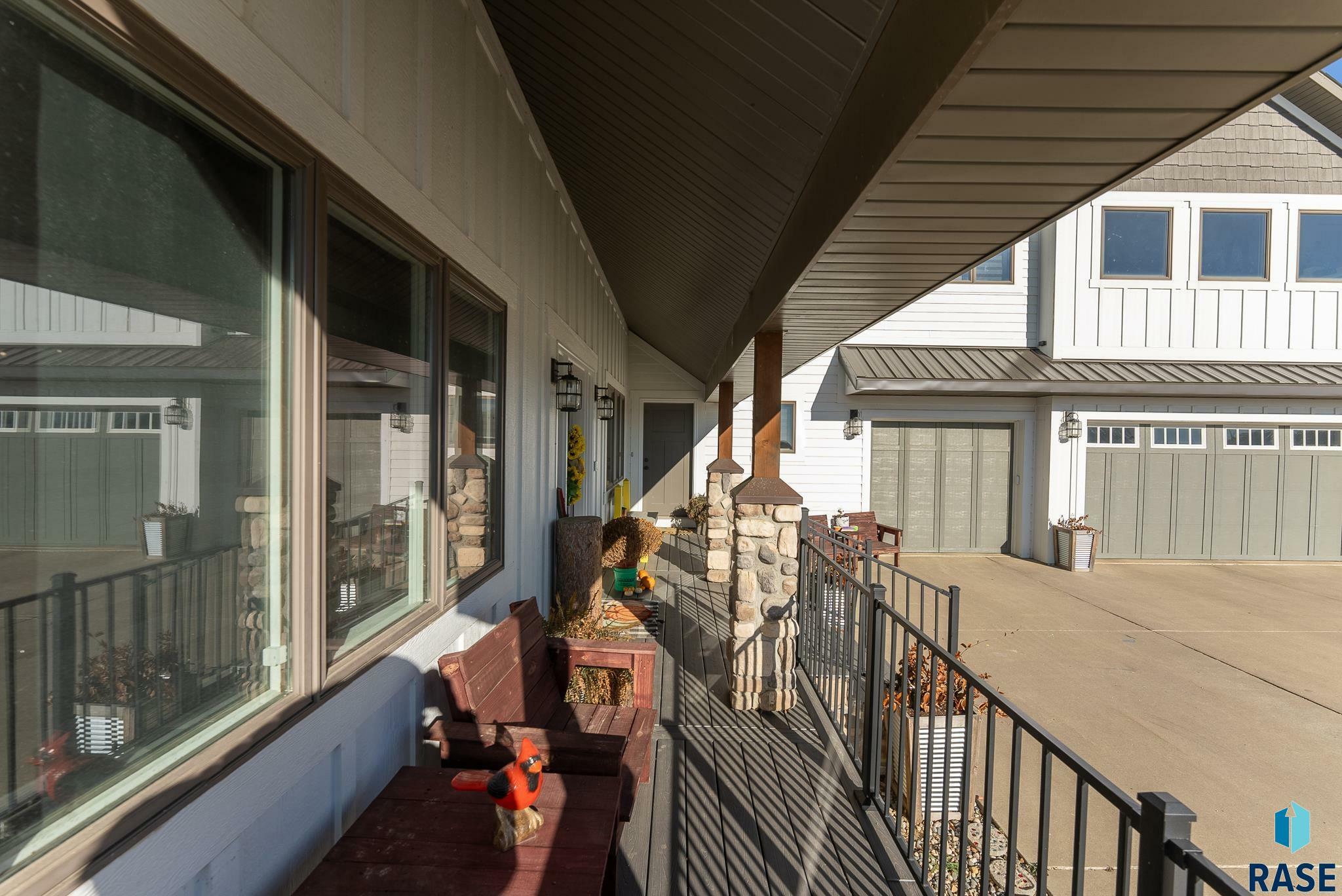 Property Photo: 46052 Sd 44 Hwy SD 57015