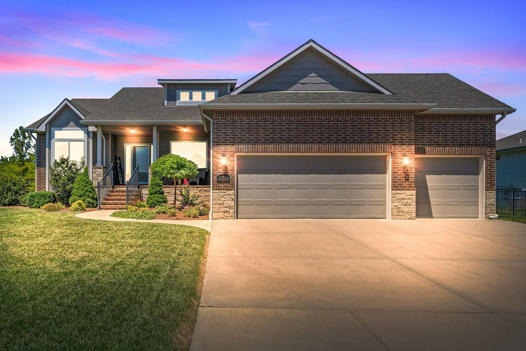 Property Photo: 15704 E Morningside St KS 67230