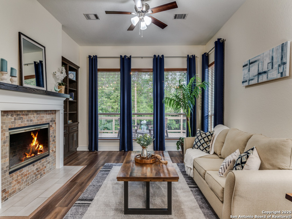 Property Photo: 48 Montaigne TX 78258
