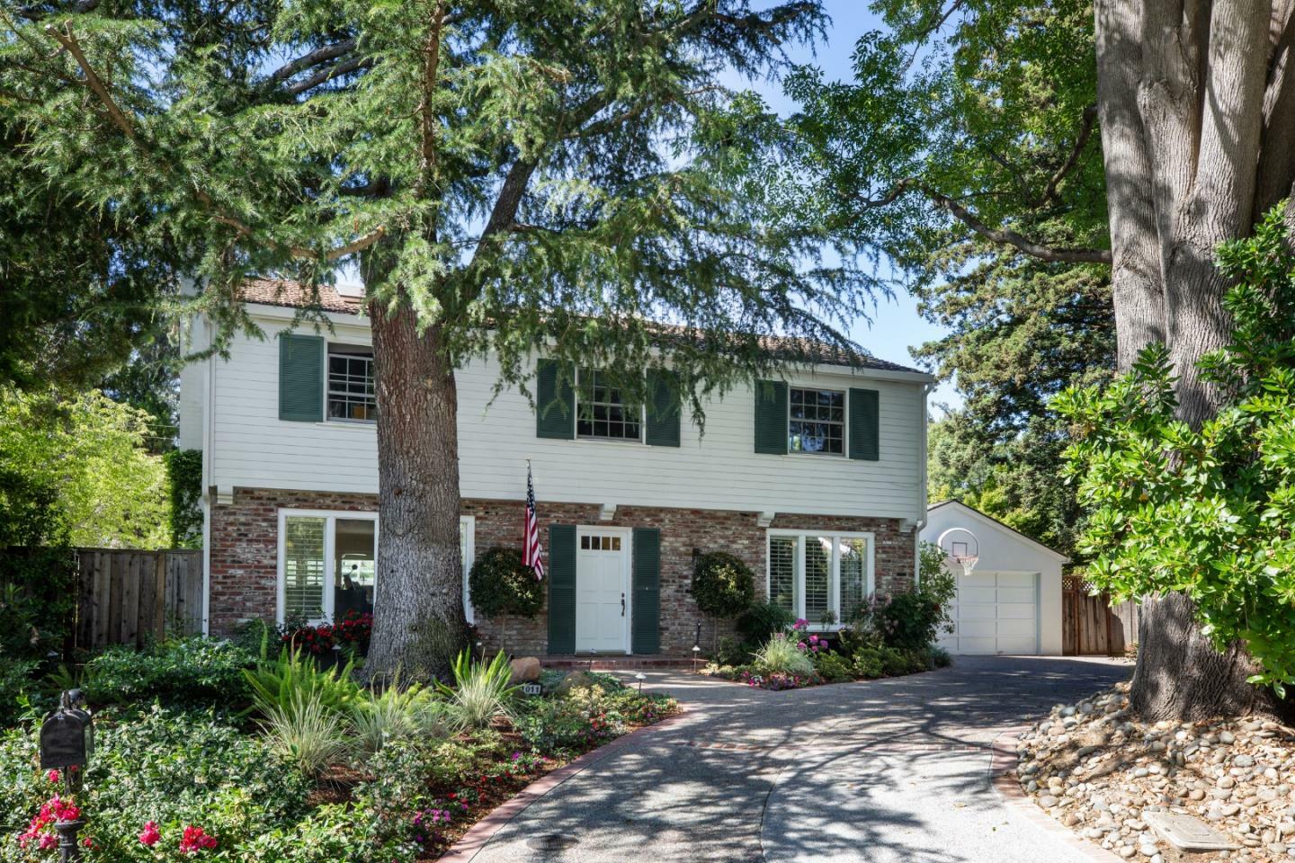 Property Photo: 1011 Via Del Pozo CA 94022