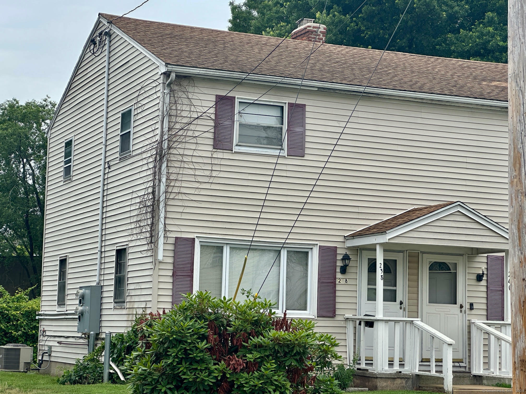 Property Photo:  238 Larkin Court  CT 06615 