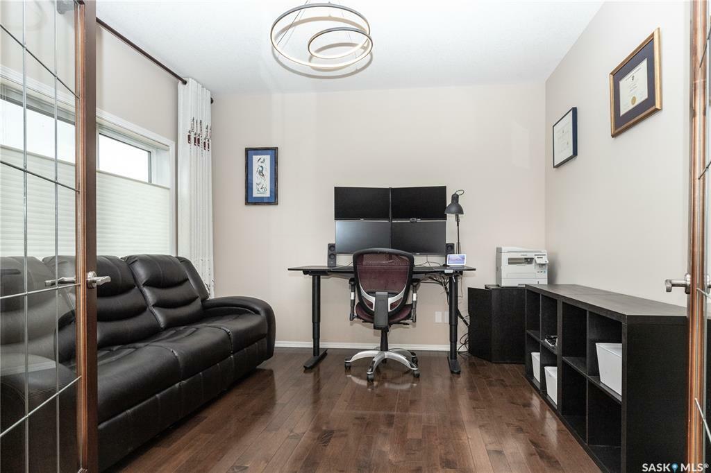 Property Photo: 110 Beechdale Crescent SK S7V 0A3
