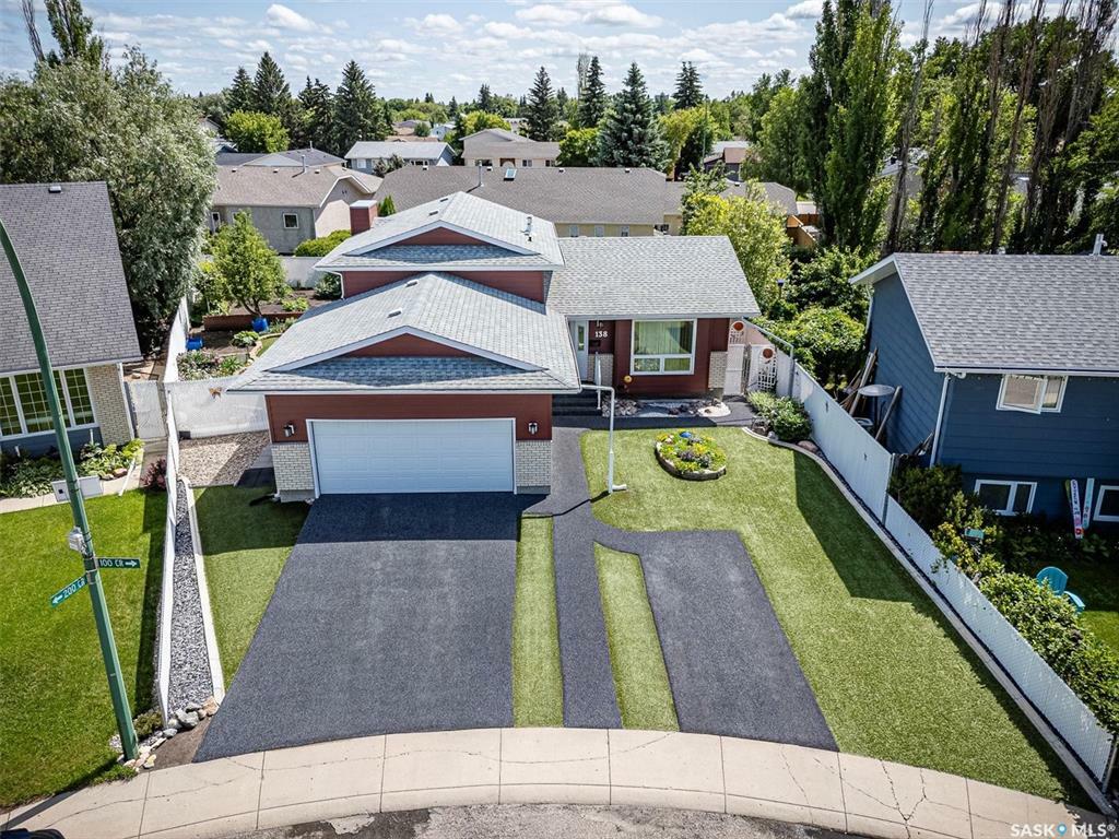Property Photo: 138 Flavelle Crescent SK S7L 6L2