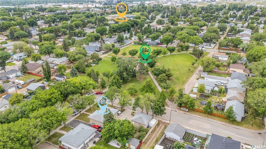 Property Photo: 333 Ottawa Avenue S SK S7M 3L6